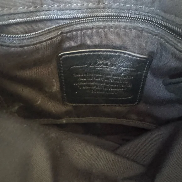 Coach mini crossbody - Picture 6 of 7